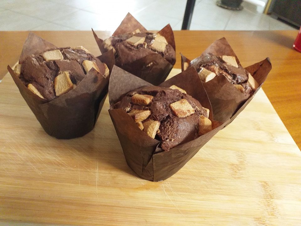 Muffins σοκολάτας με κομμάτια Lacta